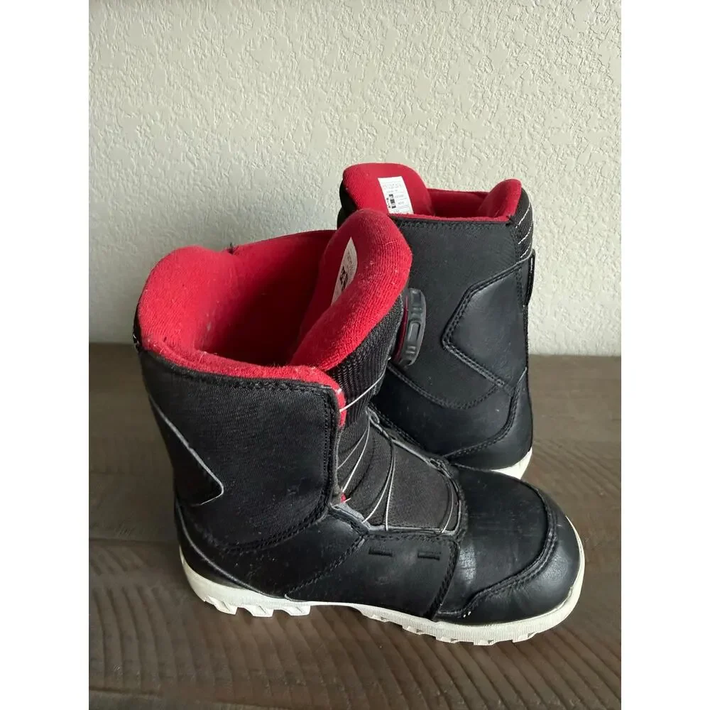 DC Scout Snowboard Boots Kids Youth Size 4 Red Black Winter Grunge